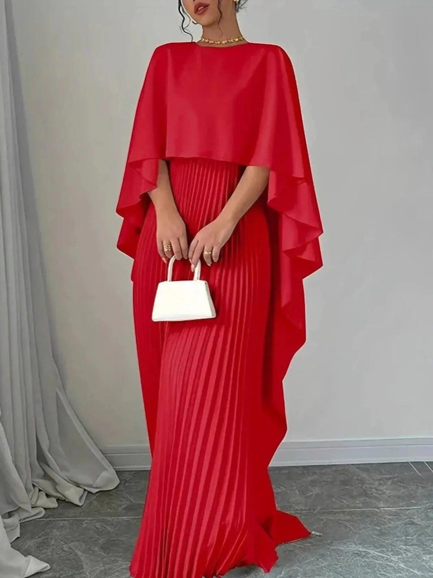 Seraphina™ Cape-Maxikleid