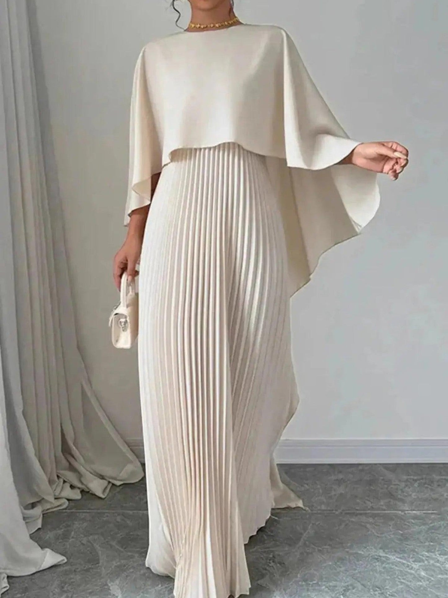 Seraphina™ Cape-Maxikleid